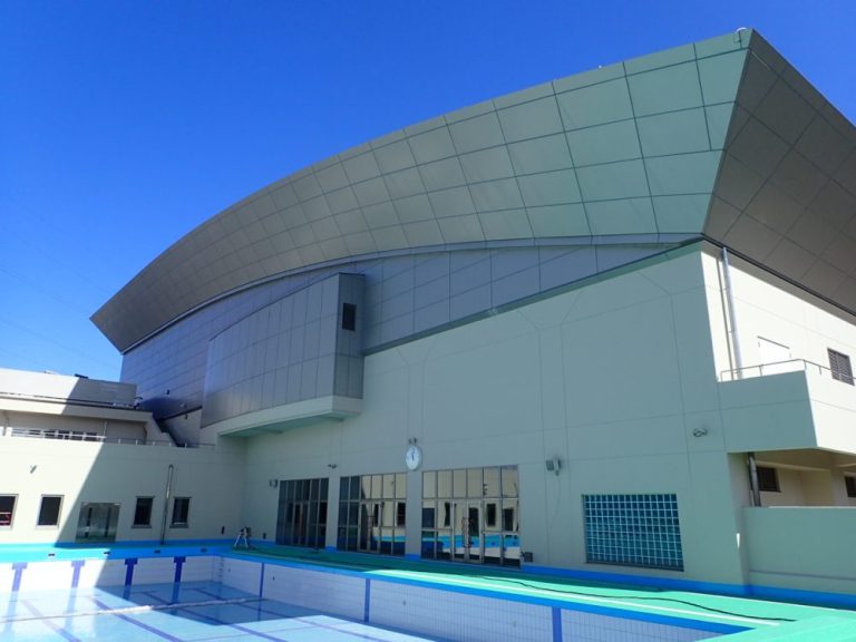 盛岡市立総合プール天井及び外壁改修工事｜協同組合 建翔